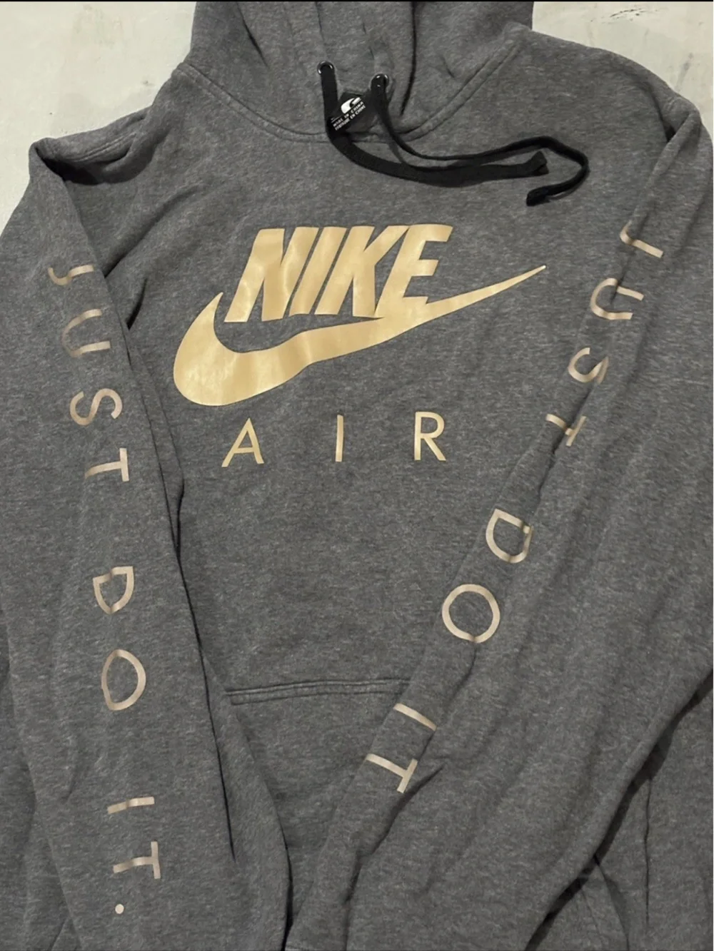 Nike Air Just Do It Swoosh Graphic Logo Gray/ Taupe Pullover Hoodie Men’s SZ.L